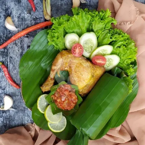 Nasi Timbel Ayam (Ayam Bakar / Ayam Goreng)